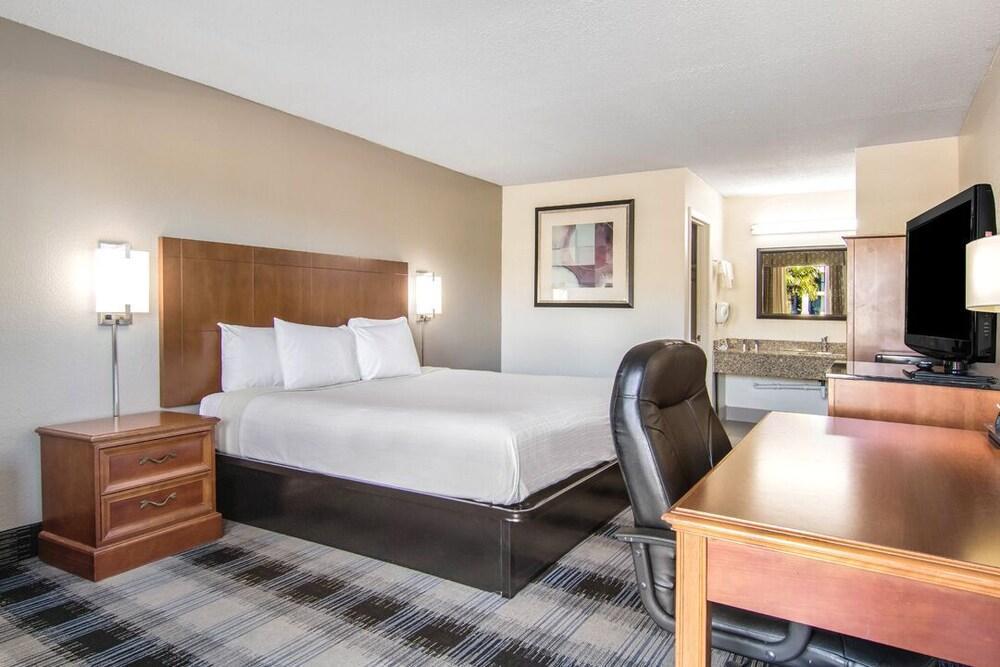 6 Pa Near Pa Expo Center 3* Harrisburg