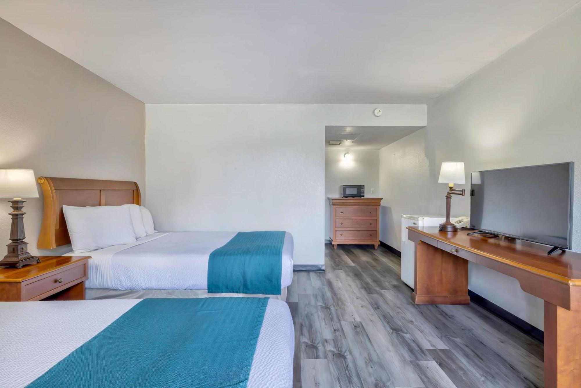 Hotel 6 Pa Near Pa Expo Center