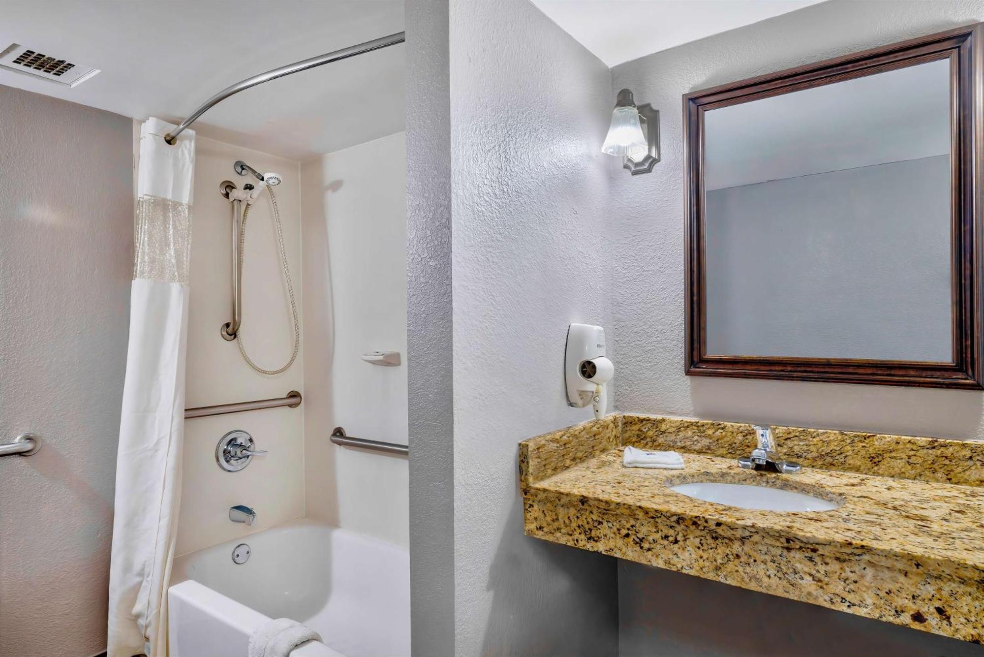 Hotel 6 Pa Near Pa Expo Center Harrisburg