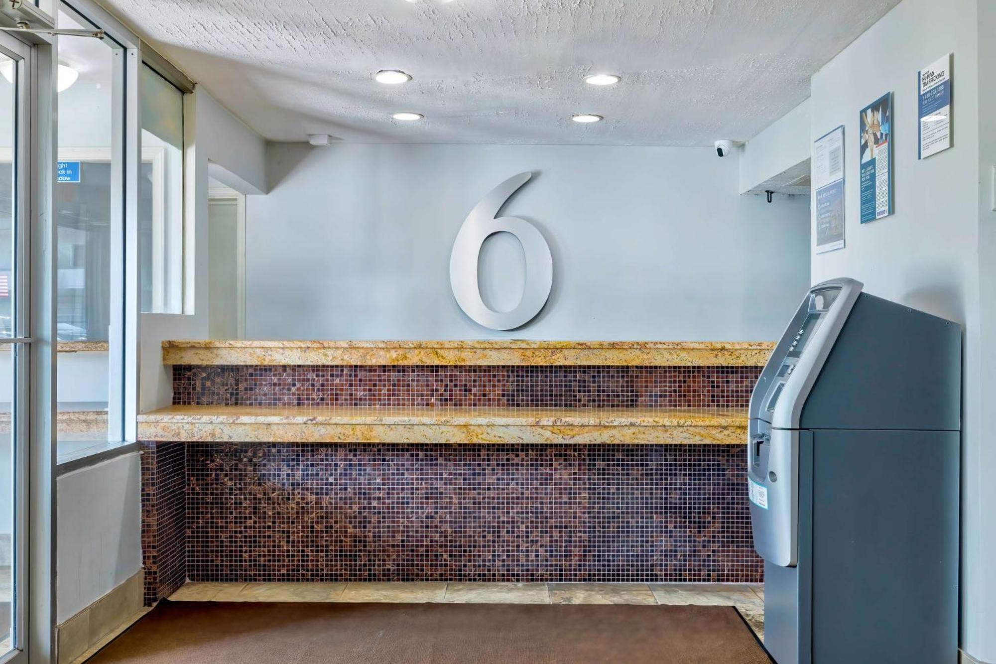 Hotel 6 Pa Near Pa Expo Center Harrisburg