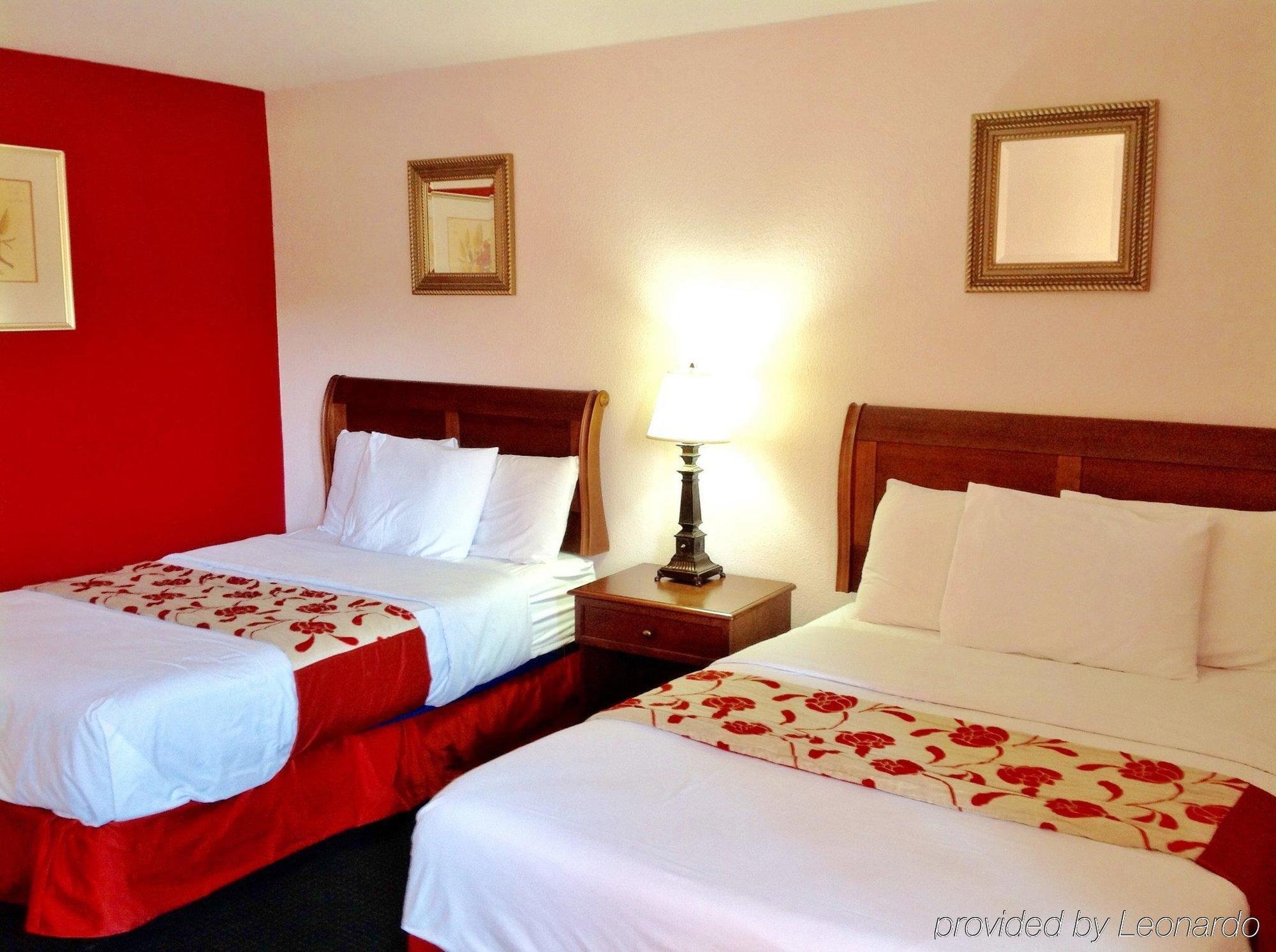 6 Pa Near Pa Expo Center Hotel